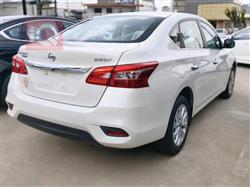 نيسان سيلفي